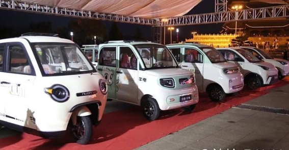 金秋盛会点亮山亭 2025乐购车展消费季精彩开启