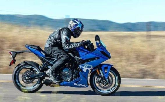 探秘铃木GSX-8R内地上市：中大排量街跑力作即将登场