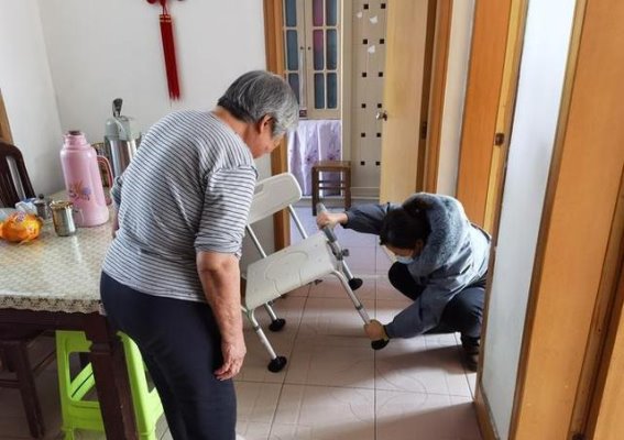 春季气温回升，肝病患者要避免的3个日常习惯