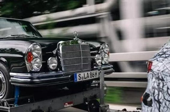 全新奔驰GLC纯电版发布：奔驰豪华电动化的崭新篇章