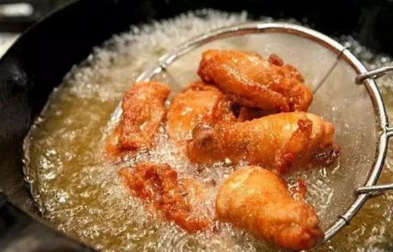 52岁男子，半年只吃清淡不碰油炸，身体发生了什么变化？