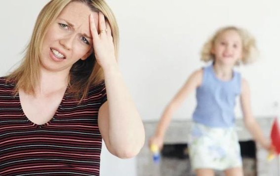 杭州春假抢票战：家长们的智力与体力大比拼