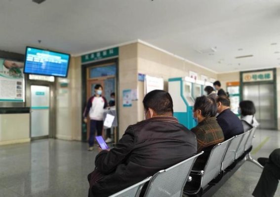 帕金森病的三大前兆信号，你忽视的微小变化可能是警告
