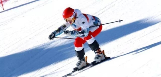 滑雪与温泉交织的冬日奇遇：贵州冰雪世界的魅力