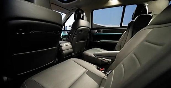 与第五代胜达同行，踏上心灵的净土之旅