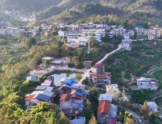 平顶乡的历史记忆：公社与大队的岁月变迁