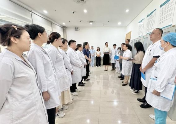 黄河科技学院附属医院7S管理样板科室通过验收，整洁化管理迈出新步伐