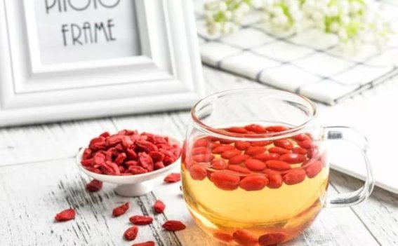 男科问题不必单靠枸杞，这3种搭配喝一个月，补肾固精，恢复活力