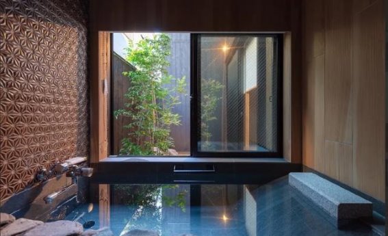 从中国到日本：民宿投资的黄金机遇与潜在挑战