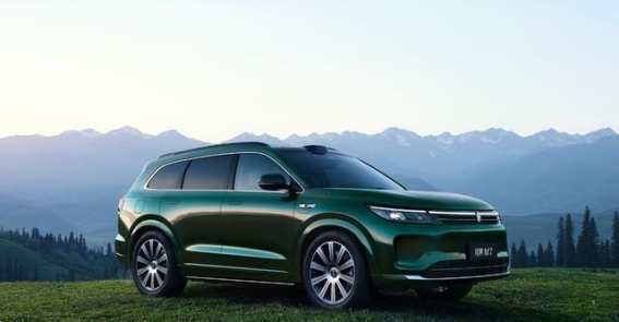 问界新M7：为何它成为了消费者的心头好？