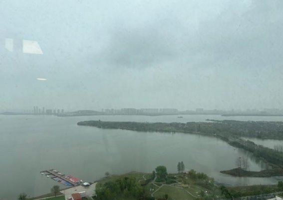 汤逊湖：城市化进程中的自然与人文交融