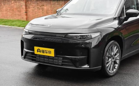 零跑C10与宋PLUS深度对比：15万级新能源SUV之争