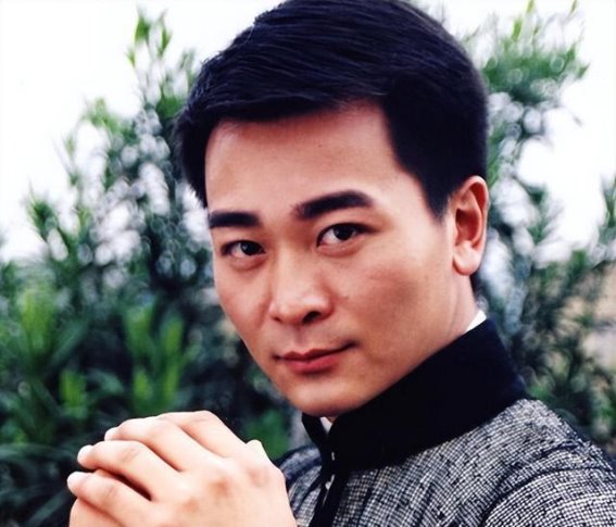 从功夫童子到多面艺术家：吴樾的成长之路