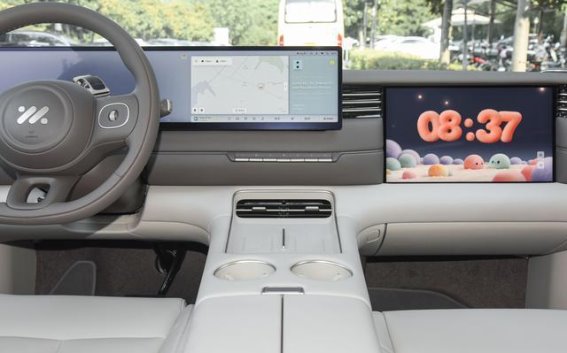 新一代智己LS6：续航与智能的全面提升