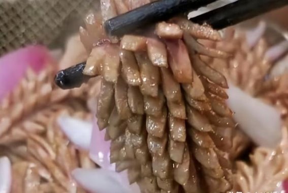 夏日美食享受：熘腰花的传统与烹饪艺术
