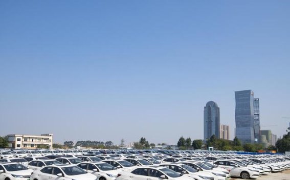 同价位新能源车，吉利银河为何胜出？