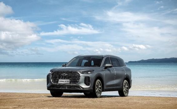 瑞虎8L长虹版：家庭出行的理想选择，冠军级品质赋能