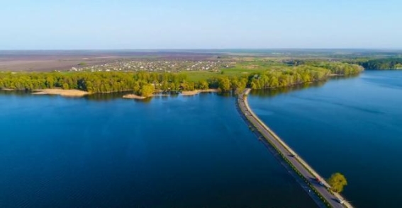 天边的河流与心中的歌声