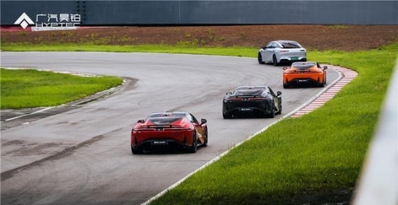 昊铂SSR金港赛道首秀：超越极限，谱写中国超跑新篇章