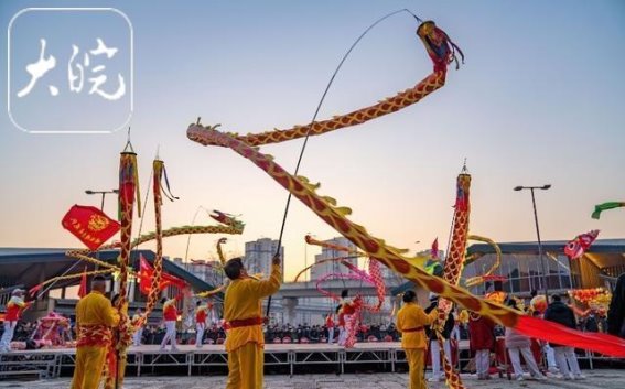 合肥市第二届舞龙灯大会：传统文化与现代庆典的交汇之美