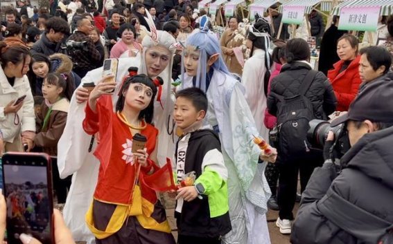 2025成都·新津梨花季：春日里的文化与自然盛宴