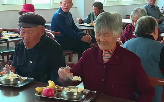 花生米真的能助推糖尿病吗？医生的忠告，了解胰岛保护的关键