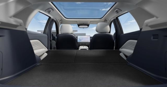 极狐T1内饰曝光：空间大到惊艳，精致感十足