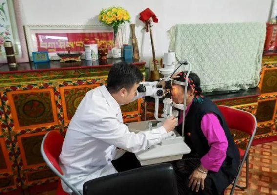 爱尔眼科的藏区行——一场守护眼健康的旅程