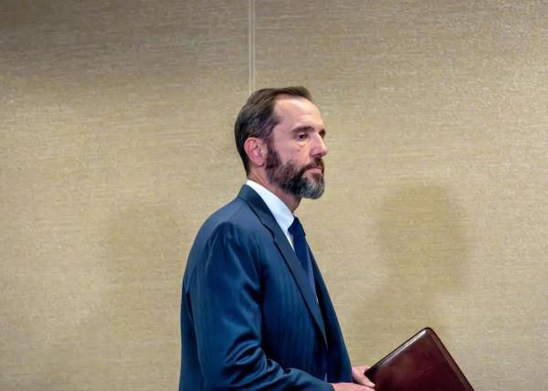 美媒：调查特朗普案开支巨大