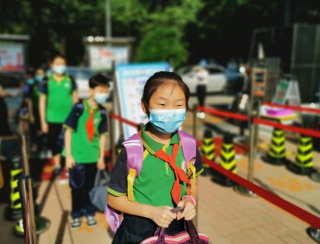 神兽归笼钱包空空，开学三大件花了近4000，详细账单更叫人头秃