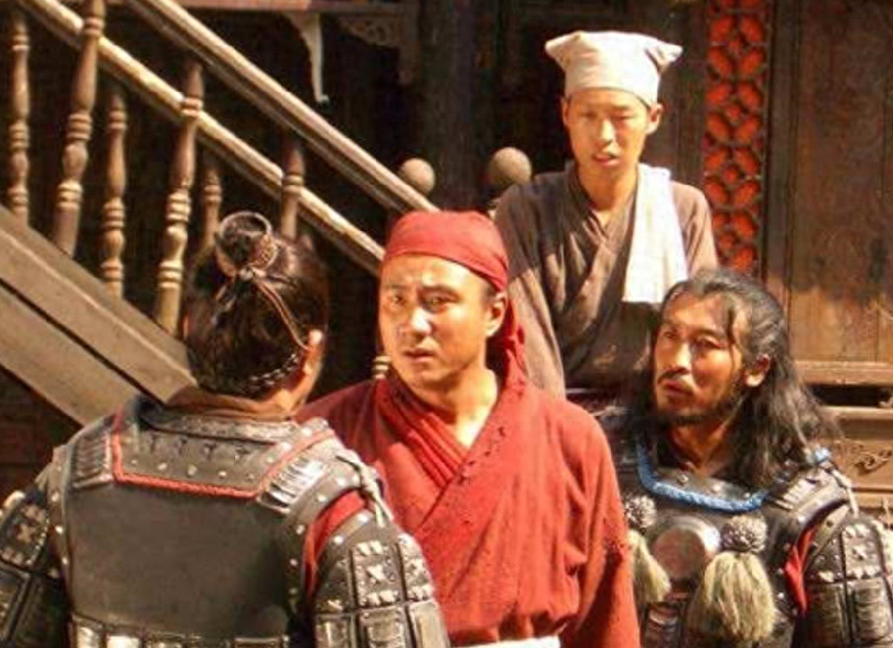 朱元璋的信义与智慧：在寡妇家的避难之旅