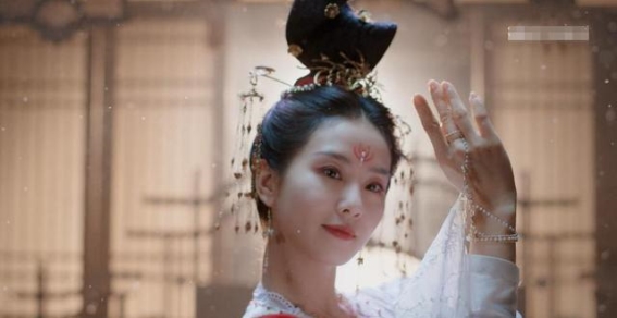 《一念关山》开播，观众质疑刘诗诗演技与剧情走向