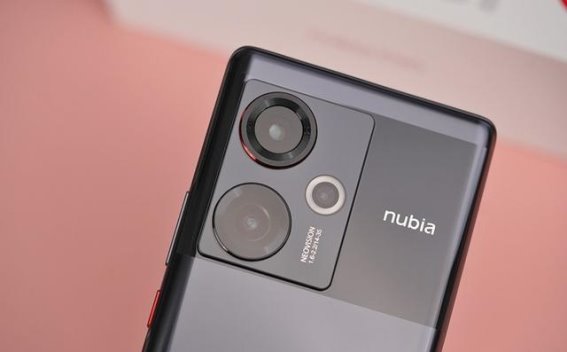 挑选手机6年长伴侣，这4款机型直达旗舰，领略卓越体验