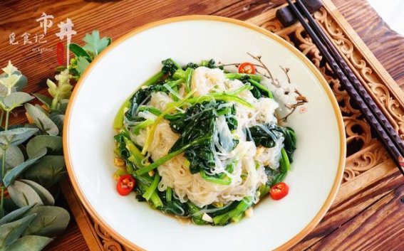 菠菜与粉丝的春日邂逅