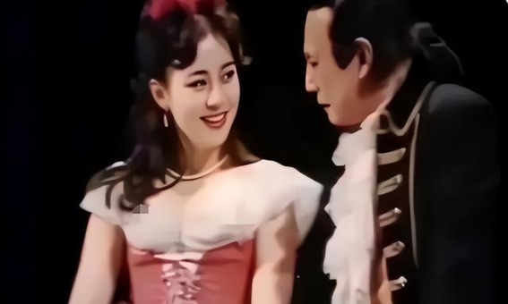 宋丹丹：岁月轮回，情感蜕变