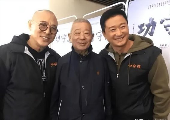 吴京之路：从武术冠军到电影硬汉