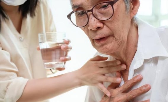 肺部健康之窗：痰的颜色与你的肺有关