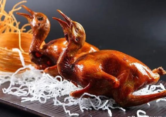 学会这招，家中也能轻松烤出香酥乳鸽！营养美味，一口下去满嘴酥香！