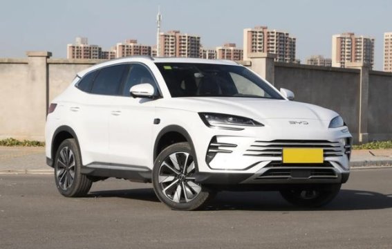 捷途山海L7 PLUS与宋PLUS DM-i对比：家庭出行的最佳选择是谁？