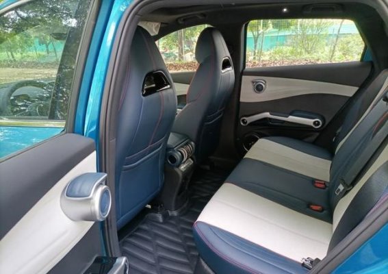 性价比与智能化兼备，驾乘体验无与伦比