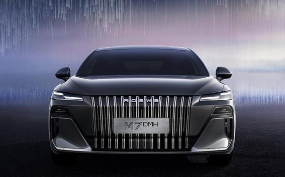 荣威M7 DMH官图首发 德系设计大师匠心打造 尺寸直逼帕萨特