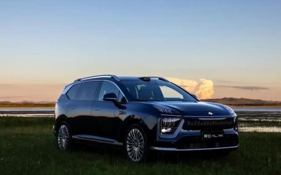 昊铂HL增程版：为家庭出行量身定制的完美座驾