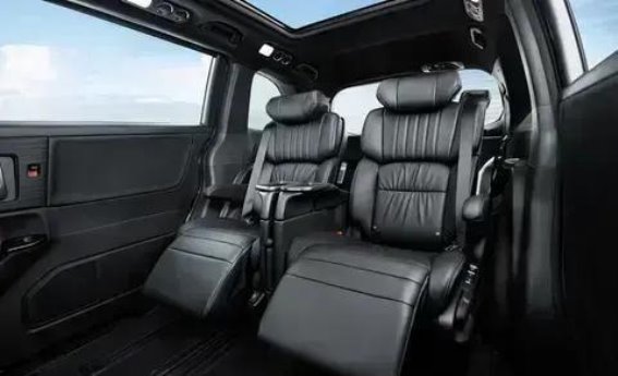 奥德赛全系混动版：为家庭出行赋能