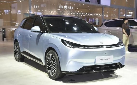 极狐T1预售火热，小型纯电新秀能否突围