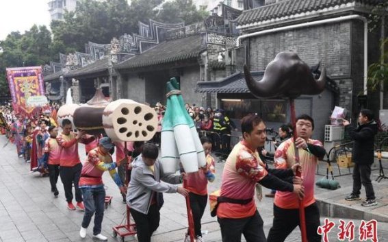 广州荔湾举行“三月三”民俗文化活动 展示岭南传统与创新魅力