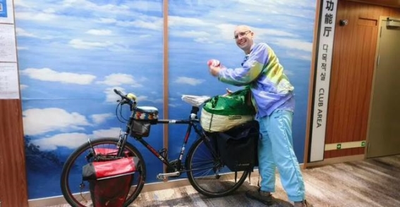 连云港：法国骑行者的“慢旅”体验