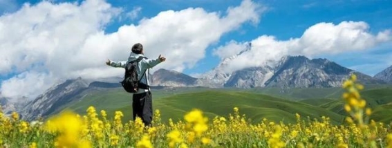 川西淡季，遇见最美的雪山与宁静