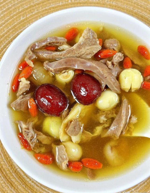立秋养生指南：五款秋季滋补食谱助你祛湿润燥、养心健脾