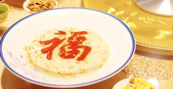 探访泰安：从泰山到豆腐宴，齐鲁1号带你穿越时光