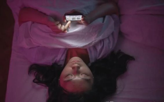 如何摆脱“报复性熬夜”：重拾生活的节奏与健康